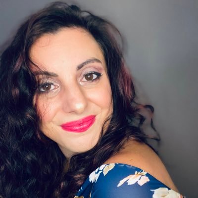 Actor/ Award Nominated Playwright/ Writer @playfulsubstance American in #London Kitten Momma/ Coffee Stained