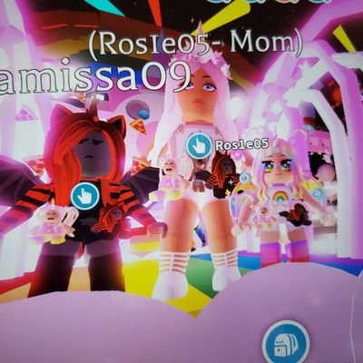 UnicornSparkle- We love Unicorns 🦄 ❤️💗, Roblox and Moody, Sanna, Cutie and Friends ❤️🦄💗🦄🌈🦄🐇💜💛🍩 Tik Tok- Ros1e05_Roblox.  Mom. Loves to crochet.