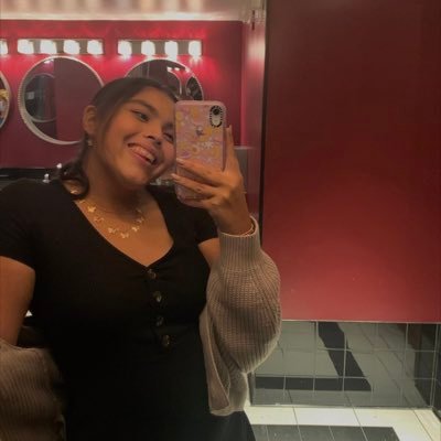 _julietaga's profile picture. 