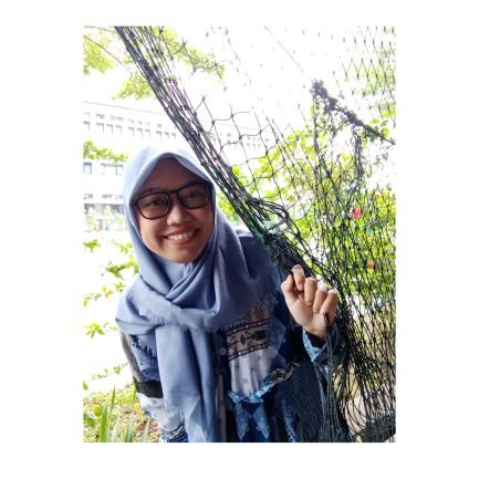 ||
Alumni of State University Of Jakarta
|| Administration - SD Putra 1 Jakarta || Be Grateful. You are doing fine! ||