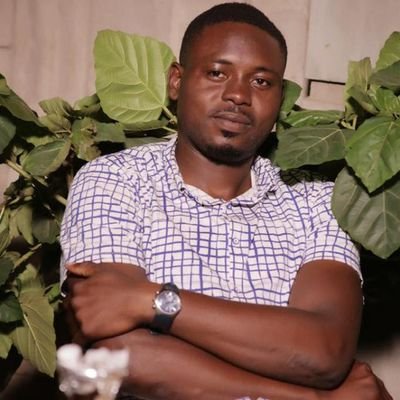 Shafik_Mudin's profile picture. Tall