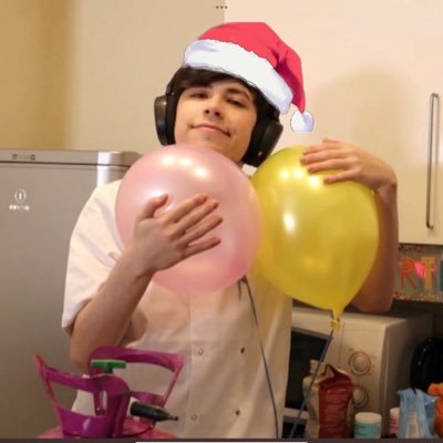 dafnynotfound's profile picture. HELLO 😁  my tiktok is getgeorgie just like my username 💀