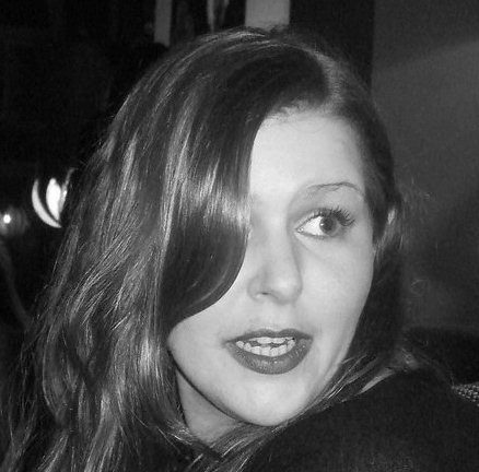 Lover of film, theatre, music, photography, advertising, cake, and a little drop of rum.