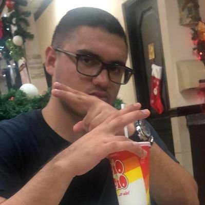 DanielVallejosG's profile picture. An Engineer looking for Investments, Into Science & Business, B.S. Mechanical Engineering & B.S. General Engineering, 🔜 M.S.E & M.B.A