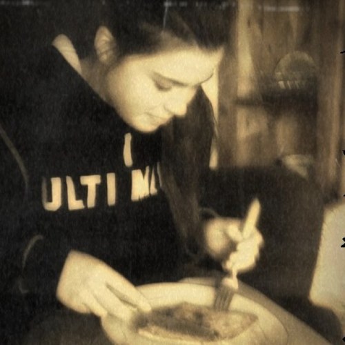 Renate_Radke's profile picture. Music. wirting. reading. FIR. 
Follow my FIR fan page : @FIR___Norway