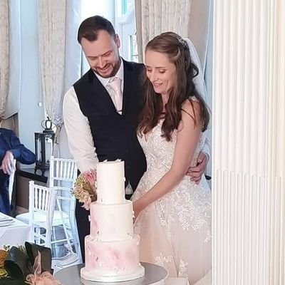 AstridCarlile's profile picture. Mummy, Stepmum, self employed beauty therapist