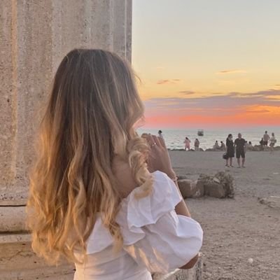 _azuresea's profile picture. lifelong learner...