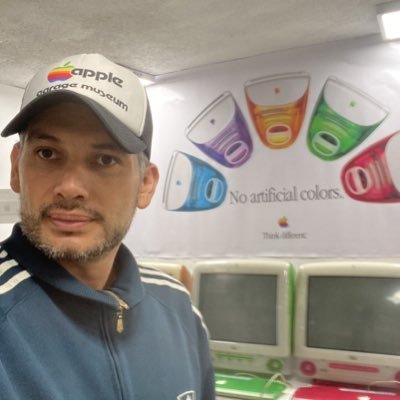 MuseumApple's profile picture. Apple collector, more than 600 original Apple items. Apple //, Macintosh, Newton, iMac iPod,iPhone,iPad