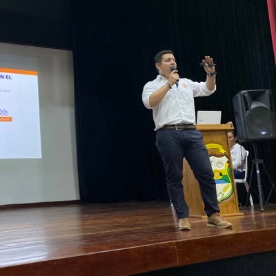 CarlosM_Arevalo's profile picture. 