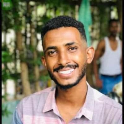 كُنا ولا زلنا تحت الأنقاض نجثو على أمل الضياء 🍃… Normal depressed Sudanese person , get out ,
🕯️