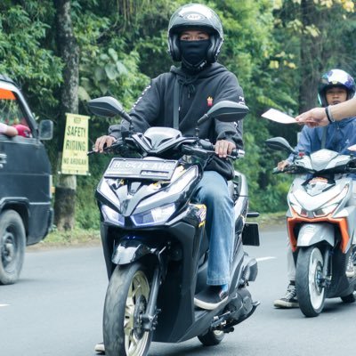 ridhomuchti's profile picture. sabar ,satu persatu❤️