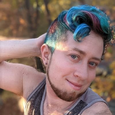 Creative explorer  ⭐  29yo, he/they, queer AF 🏳️‍🌈
Maker of trippy inkwork, amusing streams, and party games 🔥
Twitch: https://t.co/2OKvLbzMWF