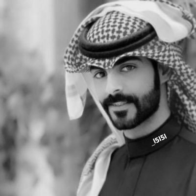 آنتقي گلمآتي : ب آسلوب مختلف () ! ۆ آتحدث بَ فگر عآلي ♥ عقليَ يسبقنيّ بَ سنوآت ˛ ۆ ذوقيَ غير مرتبط * .. / بَ ذوق آحد :$♡
