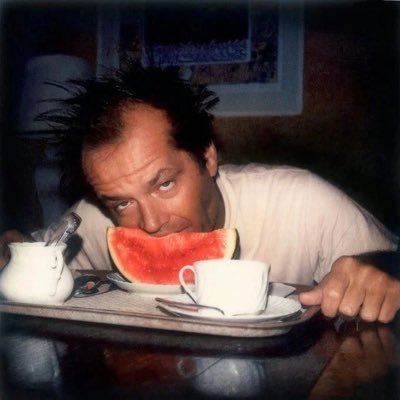 tigerswillfly's profile picture. twitter is my fragmented thought-and-quote repository, my time capsule.