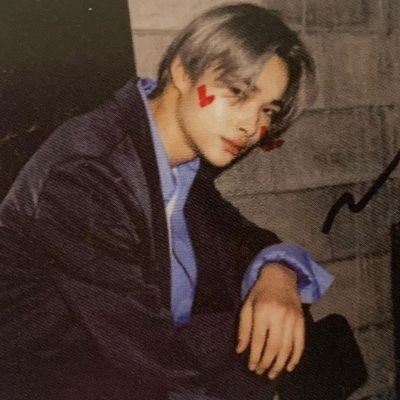 sunkitwt_'s profile picture. — our polaroid love, https://t.co/04fpySuMPD