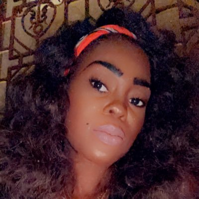 PatryceNichole's profile picture. 🦂