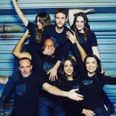 AoS Cast Content