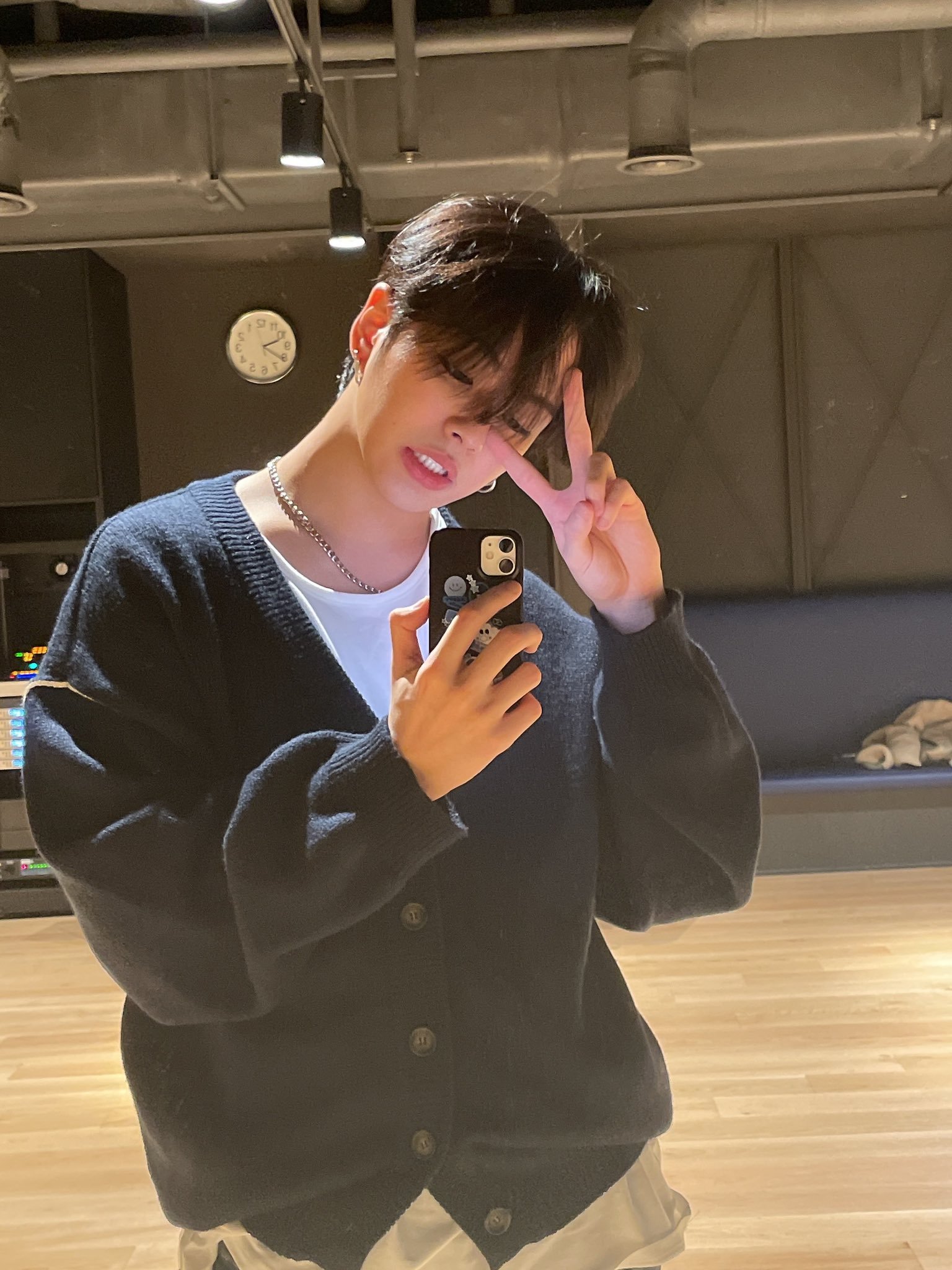 blueberrybeaJ's profile picture. Solusi dari tugas mepet kamu! 😋💭