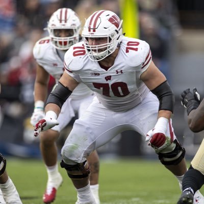 Former Wisconsin Offensive Lineman 21’