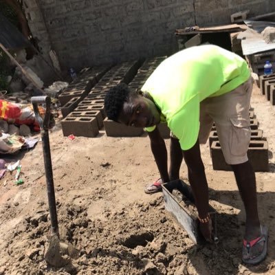 Modou94726572's profile picture. Hello I am Modou, from The Gambia the smiling coast of West Africa you are welcome 🙏