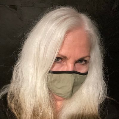 music geek, bird nerd, interaction/product designer, radio 614 board vp, she/her, @surlyshirley@cmh.one in Mastodonville, @surlyshirley999 in Threadville