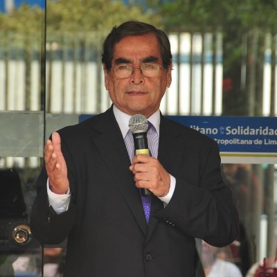 Ex Ministro de Salud.