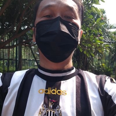 shearyadi's profile picture. A self learning entrepreneur and passionate Newcastle United fan who also can do graphic design and developing website.