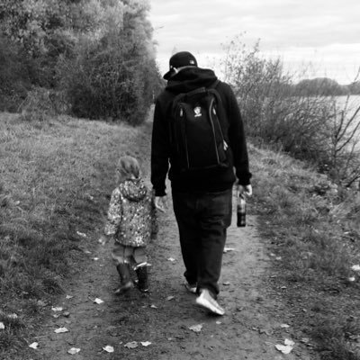 RuffyFox's profile picture. Trying to be the best me each Day. Loyalty, Honestly/ Humble /D&D Newbie/ 3D Printer/ Gamer 🇩🇪/🇺🇸Der eine der bei Saturn war.