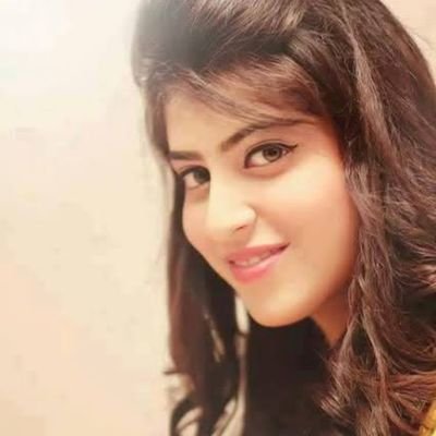 yejshbdbdnsms's profile picture. Life shrinks or expands in proportion to one's courage.

Hurt me with a truth, don't comfort me with a lie.