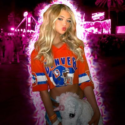 hereforlors's profile picture. 