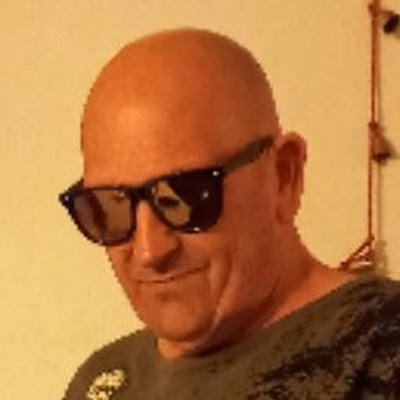 55years live in Frankston Melbourne Australia 🌏 🦘 single note be married i Walk no car 🚗 that's My hobby 7/days a week X X