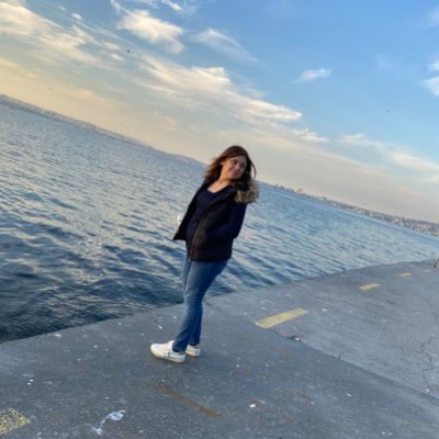 aylin_adatepe's profile picture. 💐