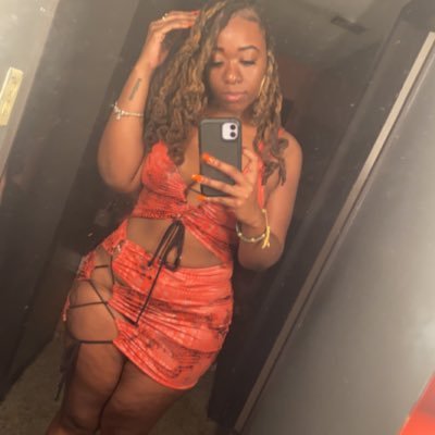 scorpio♏️ @Ria_Badd -old Twitter @_sapphireee on IG
