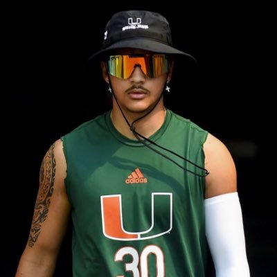 5⭐️ • Kicker @ University of Miami 🙌🏽  @canesconnection athlete @canesinitiative mentor