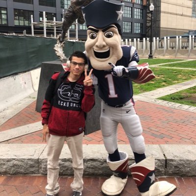 handi100036's profile picture. Video games