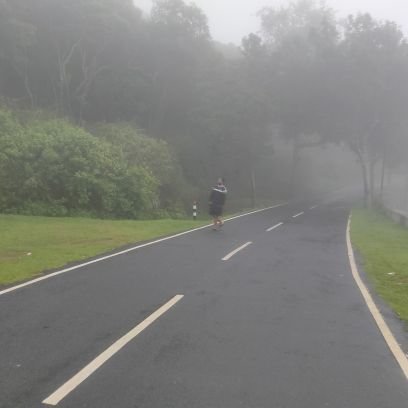 balaAKV's profile picture. அன்பு❤️