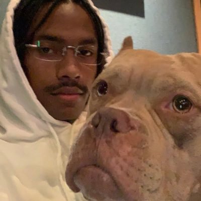 imcryingrnomg's profile picture. lol