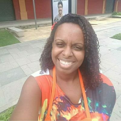DebySantos31's profile picture. Empreendedora, Afiliada, Tech Recruiter, Mãe Solo.
Trabalho home office 👩🏾‍💻 #vagastech #vagasti #mulheresnoti #marketingdigital #rendaextra #vaga #rhporamor
