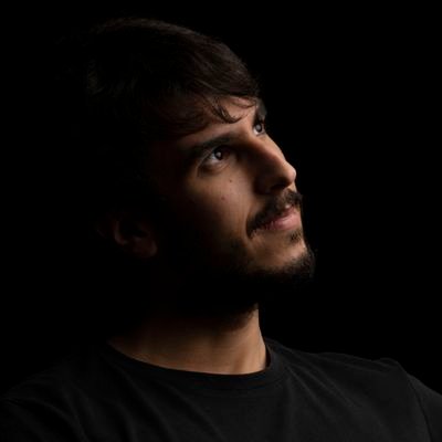 Algecireño, 31 años. Freelance. Analógico y digital. Fotografiando para no olvidar. info@danielgilphotography.com