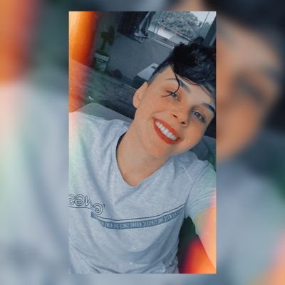 Um coração feliz é o resultado inevitável de um coração ardente de amor. Lutar pelo amor é bom, mas alcançá-lo sem luta é melhor. #Jocely_Lobo 💍🌈