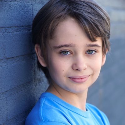 I'm a kid. I played Milo on the ABC comedy @SplittingUpABC, and Jacob in the film #TheKeepingHours. My parents operate this account.