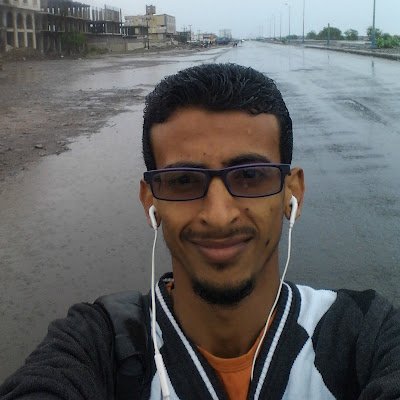 لا تتسرع في علاقاتك ، فبعض العلاقات تكون على هيئة فخ ، تسعدك شهراً و تهدمك عمراً .