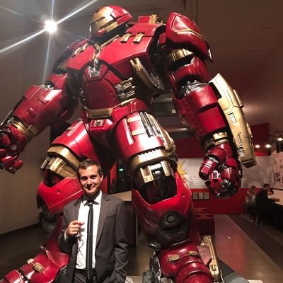 wward700's profile picture. I once saw a blimp