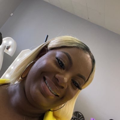 My life is a open book, waitin to be read, each chapter is a new beginning. Living my life that will be pleasing to GOD. #teamJesus #teamchanging #tsubound