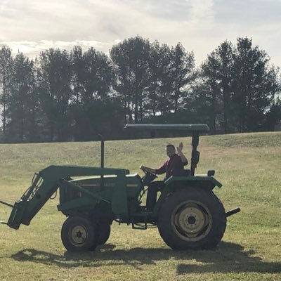 lecuyebd's profile picture. Sometimes life gives you the small pillow even though you're a big dog...