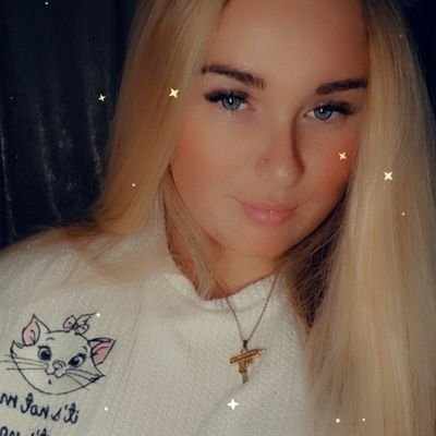ChloeMc_95 Profile Picture