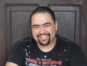 Guitarrista do IFU. Facebook (short link): http://t.co/5f8ozDAqD4