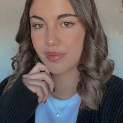 MacaGlez09's profile picture. no m lo hagas difícil amor 🦋