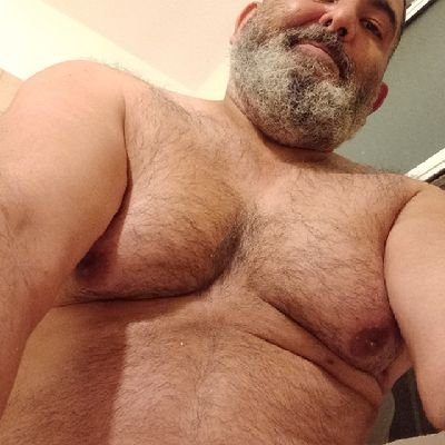 Oso de Buenos Aires compartiendo momentos xxx. #bear #daddy #oso #maduro