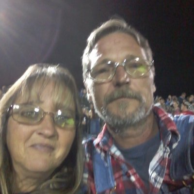 Constitutional Conservative Trump Supporter, Need Followers, Please help!